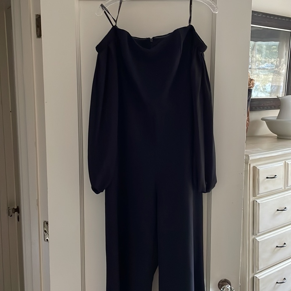Vince Camuto Black Off-Shoulder Jumpsuit - Picture 4 of 6